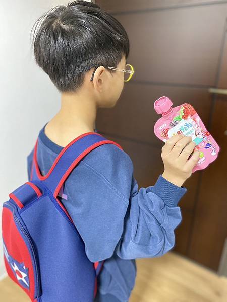 水果汁 小孩 小孩飲料 小孩果汁 幼兒食品 幼兒果汁  幼兒飲品推薦 果汁 蔬菜果汁 蔬果汁 百分百果汁  100%果汁 草莓果汁 胡蘿蔔汁 新竹美食 十全特好 十 全果醋  iOiO 一比呀呀 禮盒推薦