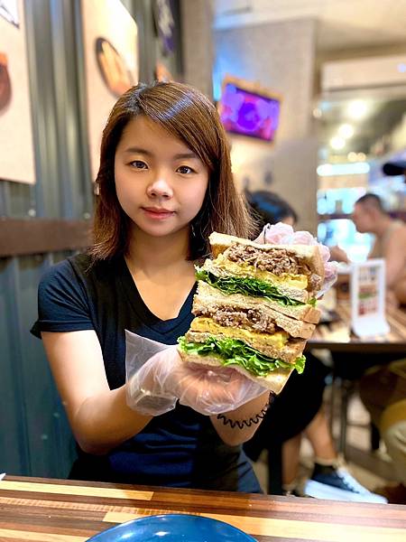 S__893043_0.jpg