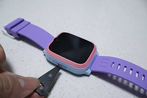 帥弟一直很想要兒童智慧型手錶特別選了myFirst Fone
