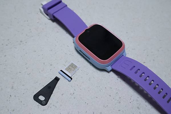帥弟一直很想要兒童智慧型手錶特別選了myFirst Fone