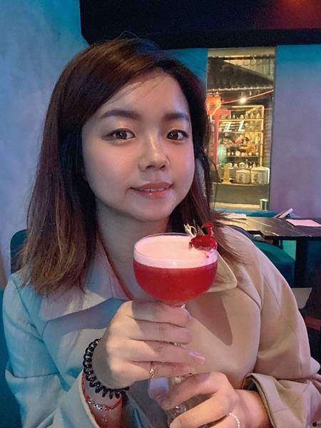 東區巷弄裡新開了一間餐酒館Still Taipei｜台北餐酒