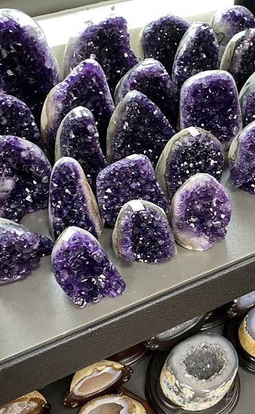 升官加薪的開運好物<<恬芯晶品>>｜開運紫晶｜紫晶洞推薦｜開