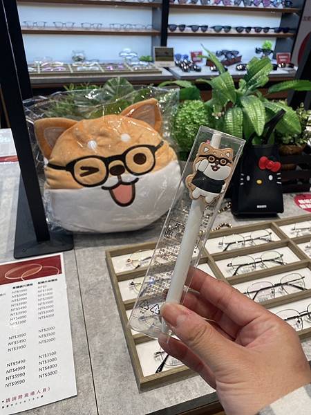 終於有令我信任的配鏡專櫃啦  SOLOMAX 快時尚眼鏡｜快