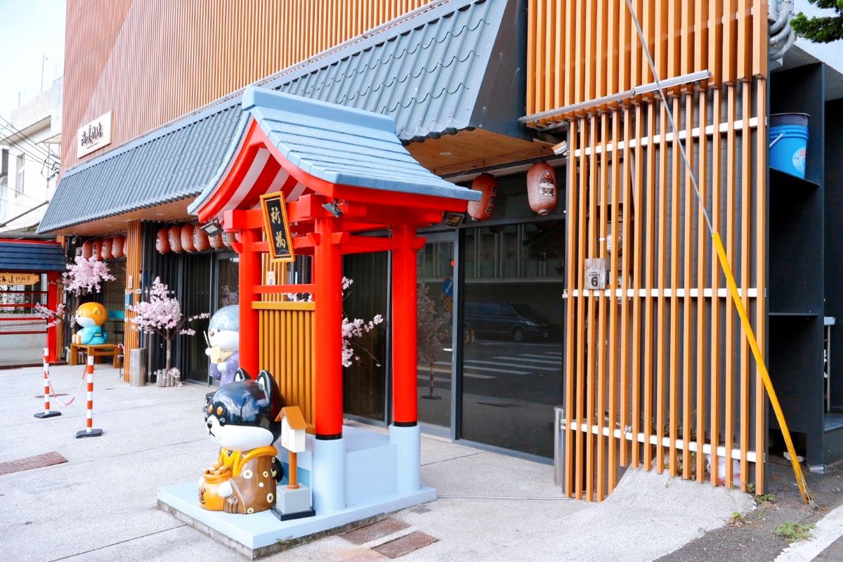我們的第一次旅行_宜蘭海邊民宿|旅行日記|宜蘭民宿推薦|小腳印大世界_卜派家的旅行繪本 - 第2張圖